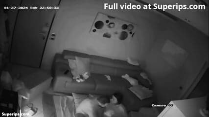 IPCAM â Pregnant Latina mom gets oral sex