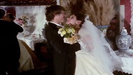 Mujer  reciÃ©n casada folla con su amante para despedirce