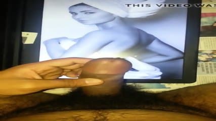 katrina_kaif_towel_pic_cum_tribute