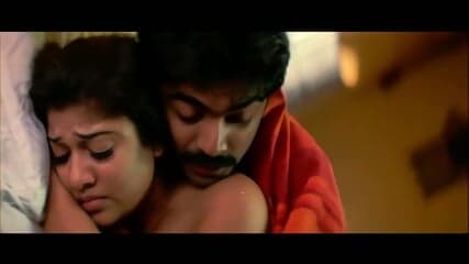 Vallavan_nayanthara_liplock romance (720p) ððð
