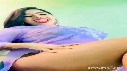 IG Hot Bold Model@shilpa_official_6.9 Sexy Cleavage Show