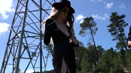 Katya, 33 Years Old, Saleswoman In Paris!