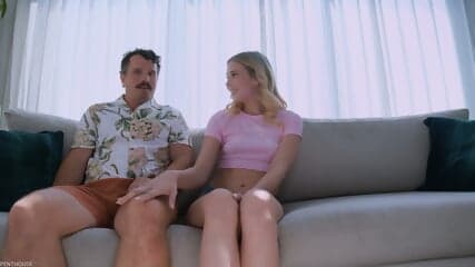 Roomie Helps With Webcast S0ph!@ Ster1ing