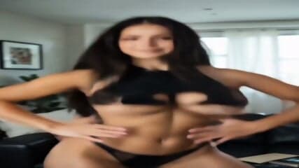 Sexy Woman Lexi Loris