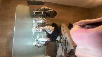 Bbw_Goddessk 2025-05-22 09H52m British SSBBW taking a shower - part II