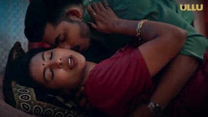 Girlfriend Ki Mummy Ko Choda Part 1