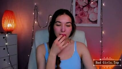 Webcam petite big tits brunette teen babe