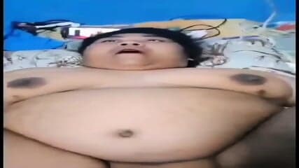 Fat central bitch_PNG kwap