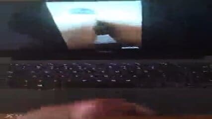 Punheta pra Lisi putinha danÃ§ando pelada e metendo consolo no cu