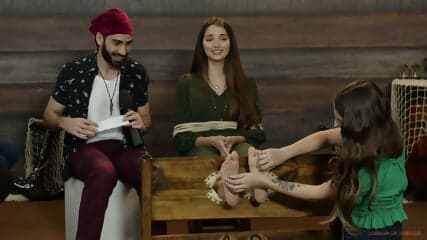 Tickling brazilian game Kau feet challenge