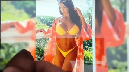 Cumtribute for Carol Saraiva