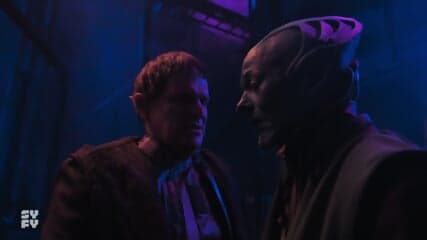 VVAYgrant.QUeenn 01 a royal ass kicking.TEE.VEE.mp4