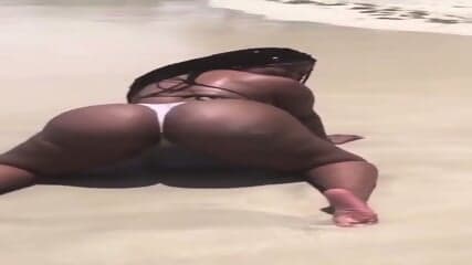 Dime: Her mega folder, 87 videos => https://rentry.co/vtemrtr6