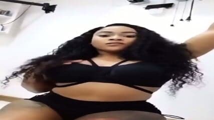 Phatass: Her mega folder, 87 videos => https://rentry.co/vtemrtr6