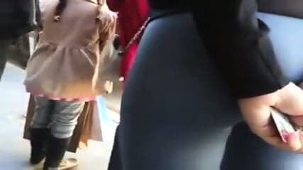 Beau  petit  cul  de  sh beurette