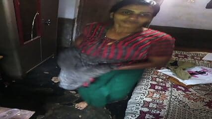 Big Ass Bhabhi Bathing Captured Secretly