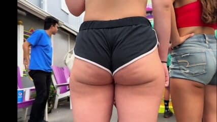 candid teen shorts wedgie