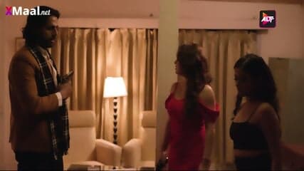 Sexy lady gangstar ne pakda innocent boy se liya charamsukh. Alt Balaji Indian web series. Haseeno Ka Inteqaam Episode 2.