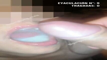 Chilena traga 9 cargas de moco