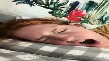 Sushia Masturbates With Two Vibrators At Once