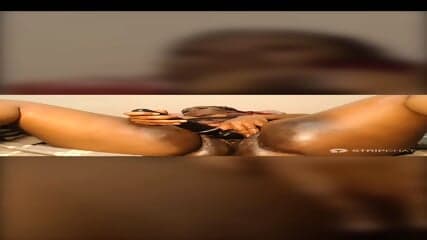 South African Webcam Model SexyEbonyy_ pussy Climax | SexyEbonyy_ ka nnywana e metsi ya mashishi