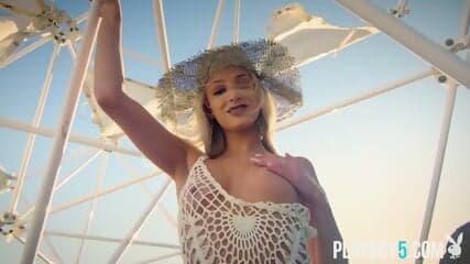 Bubble butt petite teen blonde Emma Hix posing fully nude outdoor