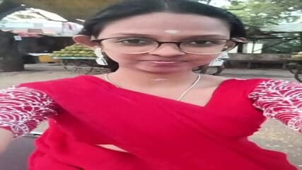 Young Tamil Girl Remove Clothes Showing Masturbating