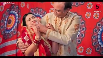 Sexy gunjan ko jabardasti shadi se pehle noukar se chudwaya. Gunjan ki garam chut main ghusaya bada land.  Indian web series. Jabran episode 9.