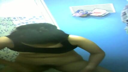 Ngintip kost pintu biru