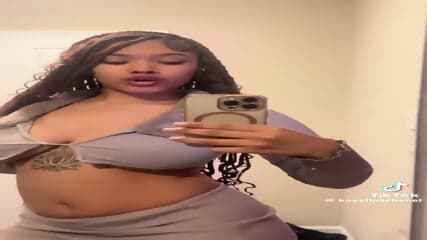 Her google drive folder link, 377 videos => https://rentry.co/4hffq7ar