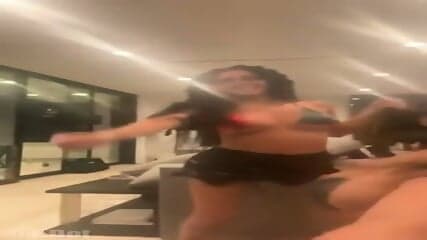 big booty: Her google drive folder link, 377 videos => https://rentry.co/dkzt7r3a