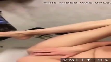 MILF gives herself a golden shower in the dressing room by