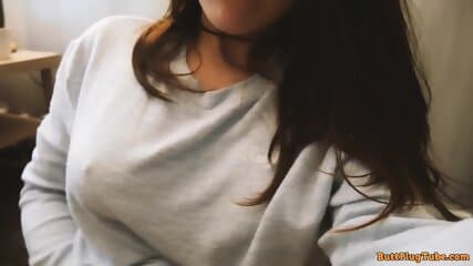 AMATEUR MASTURBATION BUTTPLUG - Videogames (BOTW) and soft pussy fingering.