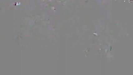 Schuelerin mit langen Fotzenlappen und Filzstift im Arsch!