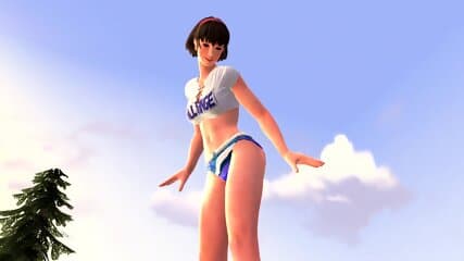 Giantess Hitomi