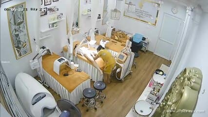 chinese cosmetic salon.2